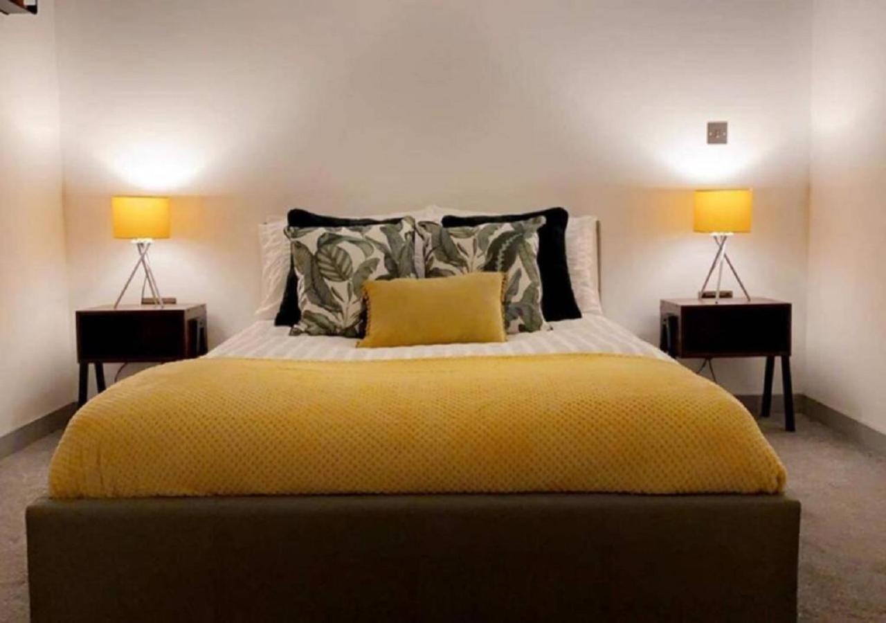 Doncaster City Centre Deluxe Whole Apartment Sleeps 4 D19 Экстерьер фото