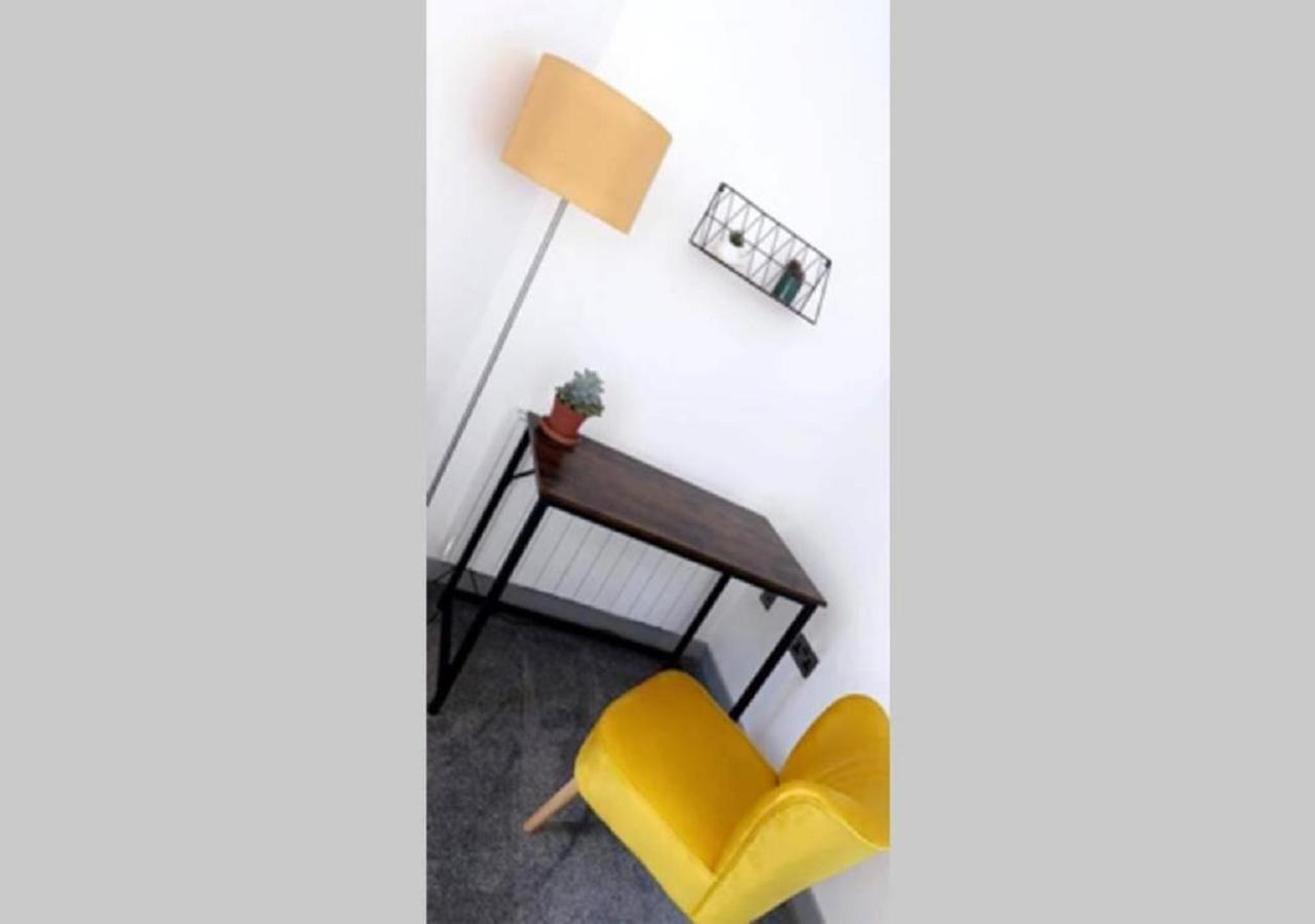 Doncaster City Centre Deluxe Whole Apartment Sleeps 4 D19 Экстерьер фото